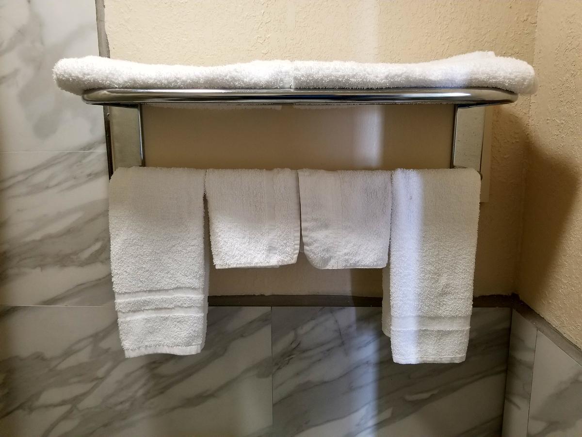 Executive Inn פסדינה מראה חיצוני תמונה