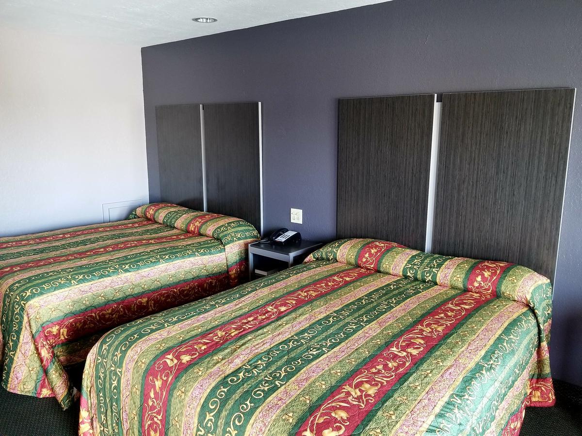 Executive Inn פסדינה מראה חיצוני תמונה