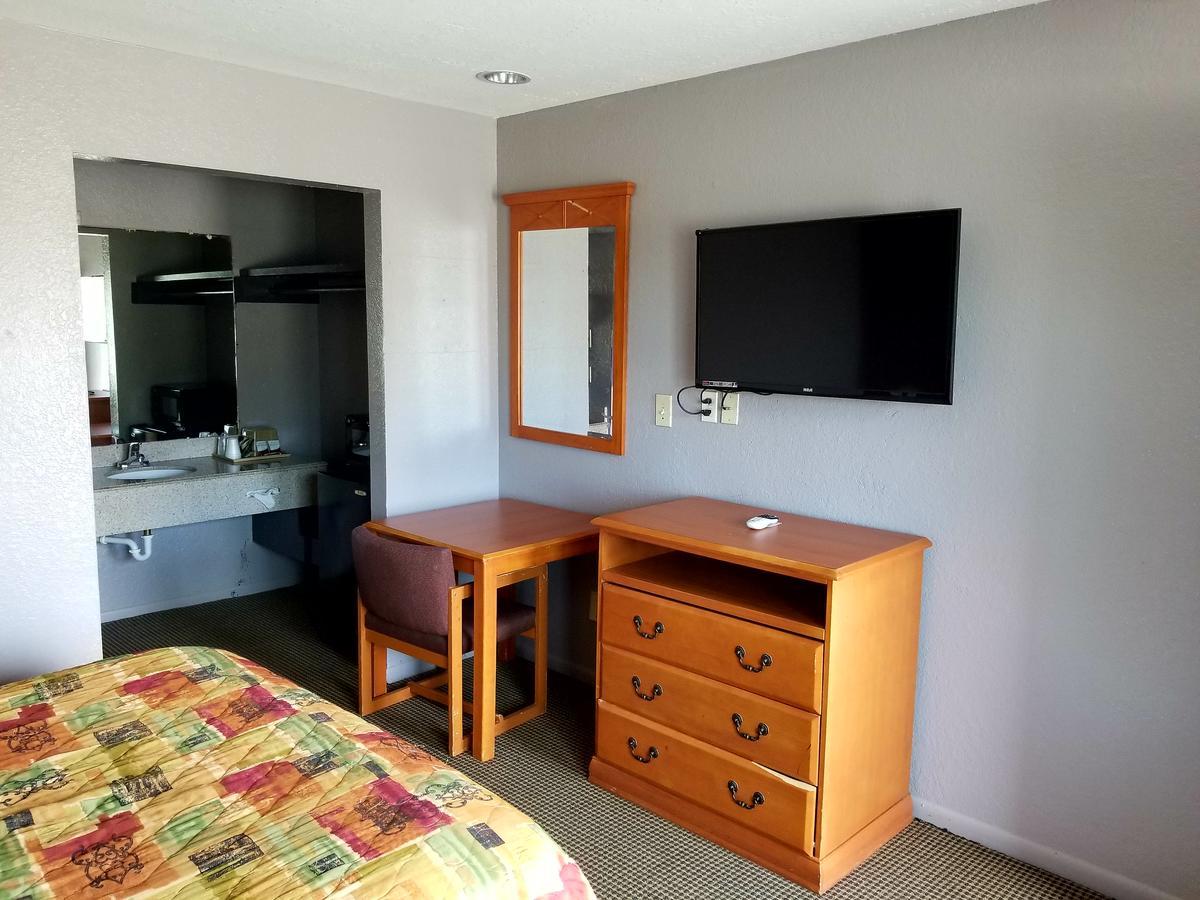 Executive Inn פסדינה מראה חיצוני תמונה